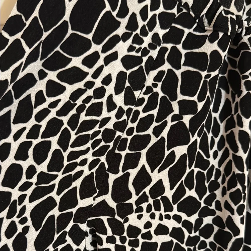 Chico's Giraffe Print Belted Off the Shoulder Tunic - Picture 4 of 11